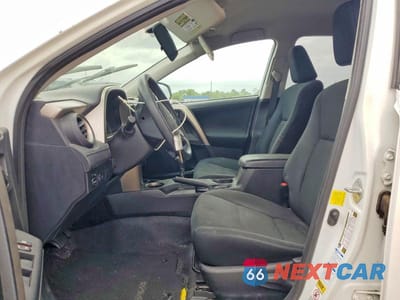 Zdjęcie 7 z 13 samochodu: 2015 TOYOTA RAV4 LE VIN:2T3BFREV4FW241080 - miniatura