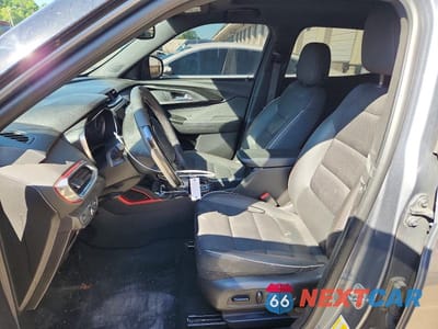 Zdjęcie 7 z 14 samochodu: 2021 CHEVROLET TRAILBLAZER RS VIN:KL79MTSL3MB163639 - miniatura