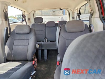 Zdjęcie 10 z 13 samochodu: 2010 DODGE GRAND CARAVAN SE VIN:2D4RN4DE8AR134562 - miniatura