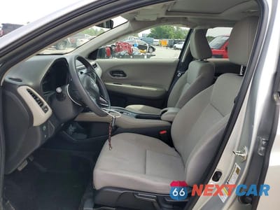 Zdjęcie 7 z 13 samochodu: 2016 HONDA HR-V EX VIN:3CZRU6H53GM726838 - miniatura