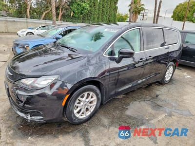 2023 CHRYSLER VOYAGER LX 2C4RC1CGXPR524771 - główne zdjęcie licytacji z USA - miniatura