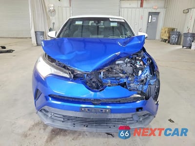Piąte zdjęcie samochodu w środku: 2018 TOYOTA C-HR XLE VIN:NMTKHMBX2JR022307 - miniatura