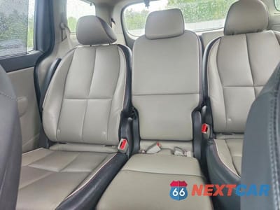 Zdjęcie 10 z 13 samochodu: 2017 KIA SEDONA LX VIN:KNDMB5C19H6284413 - miniatura