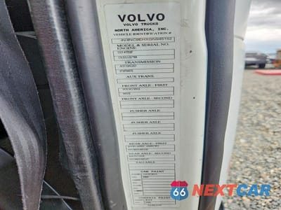 Zdjęcie 10 z 10 samochodu: 2016 VOLVO VNL SEMI TRUCK VIN:4V4NC9EHXGN945152 - miniatura