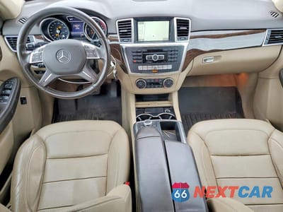 Zdjęcie 8 z 12 samochodu: 2015 MERCEDES-BENZ ML 350 4MATIC VIN:4JGDA5HB5FA605311 - miniatura