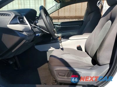 Zdjęcie 7 z 13 samochodu: 2019 TOYOTA CAMRY LE VIN:4T1B11HK4KU838699 - miniatura