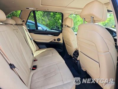 Zdjęcie 11 z 13 samochodu: 2016 BMW X5 XDRIVE50I VIN:5UXKR6C50G0J81358 - miniatura