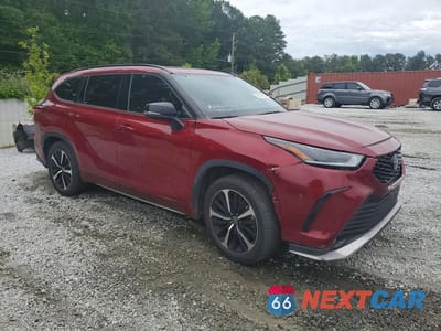 Czwarte zdjęcie samochodu z boku: 2022 TOYOTA HIGHLANDER XSE VIN:5TDLZRAH2NS131155 - miniatura