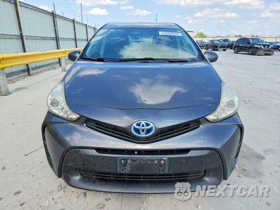 Piąte zdjęcie samochodu w środku: 2015 TOYOTA PRIUS V TWO VIN:JTDZN3EU1FJ036188 - miniatura