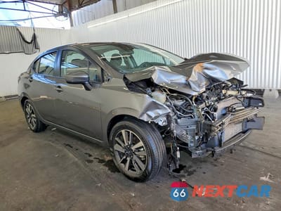 Czwarte zdjęcie samochodu z boku: 2025 NISSAN VERSA SV VIN:3N1CN8EV4SL858369 - miniatura