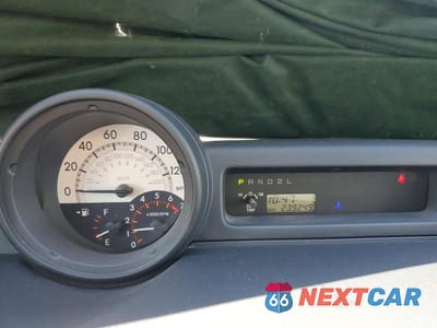 Zdjęcie 9 z 12 samochodu: 2006 TOYOTA SCION XB VIN:JTLKT324964083094 - miniatura