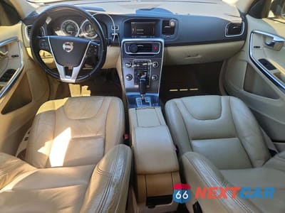 Zdjęcie 8 z 12 samochodu: 2012 VOLVO S60 T6 VIN:YV1902FH7C2131641 - miniatura