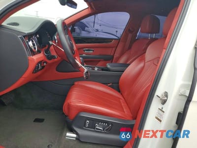 Zdjęcie 7 z 13 samochodu: 2023 BENTLEY BENTAYGA VIN:SJAAT2ZV3PC024390 - miniatura