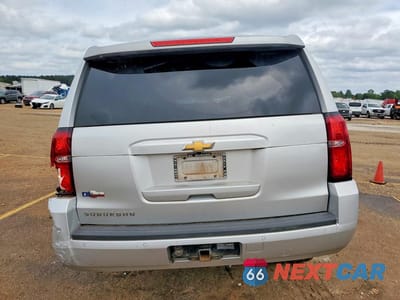 Zdjęcie 6 z 14 samochodu: 2018 CHEVROLET SUBURBAN C1500 LT VIN:1GNSCHKC0JR343336 - miniatura