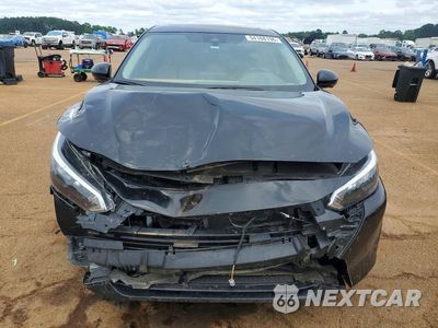 Piąte zdjęcie samochodu w środku: 2025 NISSAN SENTRA SV VIN:3N1AB8CVXSY354267 - miniatura