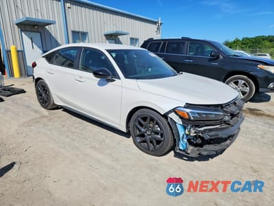 Czwarte zdjęcie samochodu z boku: 2026 HONDA CIVIC SPORT VIN:19XFL2H87TE013699 - miniatura