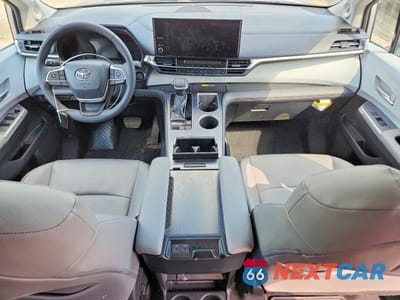 Zdjęcie 8 z 13 samochodu: 2025 TOYOTA SIENNA XLE 7-PASSENGER VIN:5TDJSKFC7SS224118 - miniatura