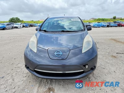 Piąte zdjęcie samochodu w środku: 2013 NISSAN LEAF S VIN:1N4AZ0CP8DC409280 - miniatura