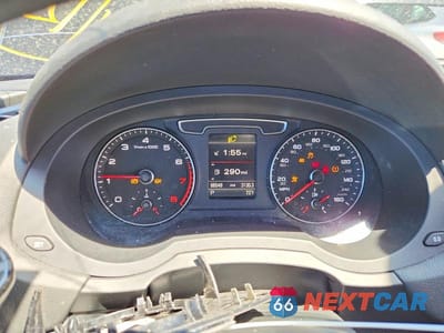 Zdjęcie 9 z 13 samochodu: 2017 AUDI Q3 PRESTIGE VIN:WA1GCCFS6HR001333 - miniatura