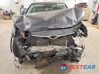 Piąte zdjęcie samochodu w środku: 2022 TOYOTA HIGHLANDER XLE VIN:5TDHZRBHXNS177563 - miniatura
