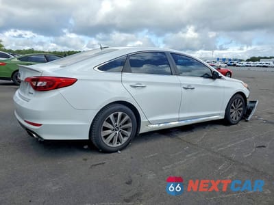 Trzecie zdjęcie samochodu z tyłu: 2017 HYUNDAI SONATA SPORT VIN:5NPE34AFXHH467092 - miniatura