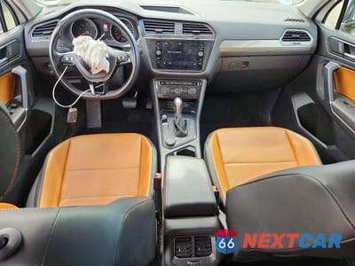 Zdjęcie 8 z 13 samochodu: 2018 VOLKSWAGEN TIGUAN SE VIN:3VV2B7AX7JM180424 - miniatura