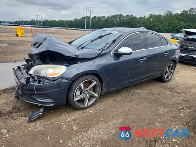 2013 VOLVO S60 T6 YV1902FH6D2175602 - główne zdjęcie licytacji z USA - miniatura