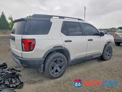 Trzecie zdjęcie samochodu z tyłu: 2026 HONDA PASSPORT RTL VIN:5FNYF9H33TB028417 - miniatura