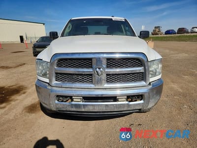 Piąte zdjęcie samochodu w środku: 2014 RAM 2500 ST VIN:3C6TR5CT6EG133698 - miniatura