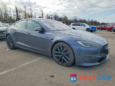 Czwarte zdjęcie samochodu z boku: 2023 TESLA MODEL S VIN:5YJSA1E53PF518342 - miniatura