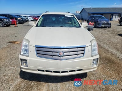 Piąte zdjęcie samochodu w środku: 2004 CADILLAC SRX VIN:1GYDE63A940126786 - miniatura