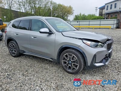 Czwarte zdjęcie samochodu z boku: 2024 BMW X1 XDRIVE28I VIN:WBX73EF09R5Y41523 - miniatura
