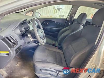 Zdjęcie 7 z 13 samochodu: 2014 KIA RIO LX VIN:KNADM5A38E6358539 - miniatura