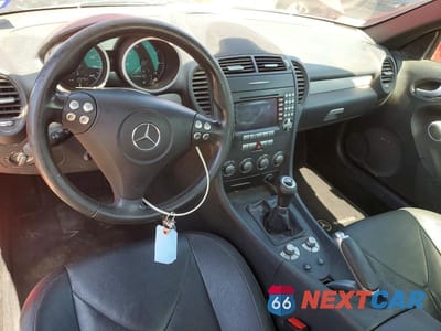 Zdjęcie 8 z 13 samochodu: 2007 MERCEDES-BENZ SLK 350 VIN:WDBWK56F77F137701 - miniatura