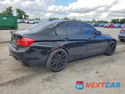 Trzecie zdjęcie samochodu z tyłu: 2013 BMW 328 I VIN:WBA3A5G54DNP19959 - miniatura