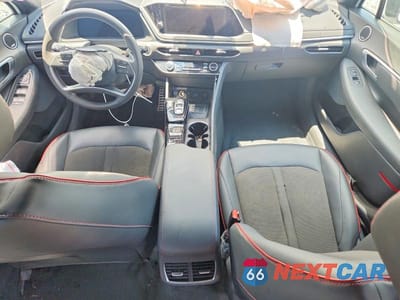 Zdjęcie 8 z 12 samochodu: 2023 HYUNDAI SONATA SEL PLUS VIN:KMHL44J23PA327209 - miniatura