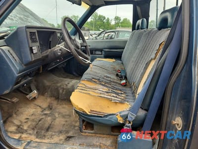 Zdjęcie 7 z 12 samochodu: 1992 GMC SIERRA C1500 VIN:1GTEC14Z4NZ520314 - miniatura