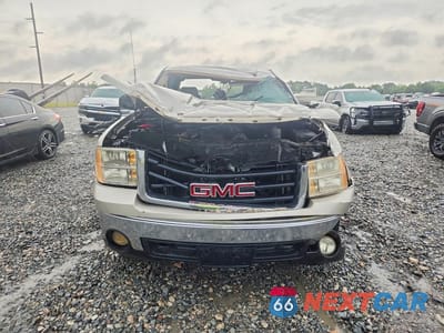 Piąte zdjęcie samochodu w środku: 2008 GMC SIERRA K1500 VIN:3GTEK13J28G290825 - miniatura
