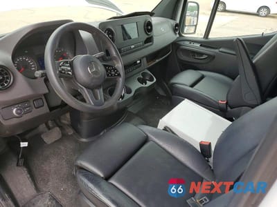 Zdjęcie 8 z 12 samochodu: 2022 MERCEDES-BENZ SPRINTER 2500 VIN:W1Y4DBHY2NT082780 - miniatura