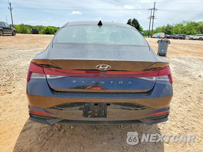 Zdjęcie 6 z 12 samochodu: 2021 HYUNDAI ELANTRA SEL VIN:5NPLM4AG2MH021008 - miniatura