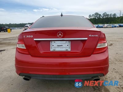 Zdjęcie 6 z 12 samochodu: 2010 MERCEDES-BENZ C 300 4MATIC VIN:WDDGF8BB0AR129532 - miniatura