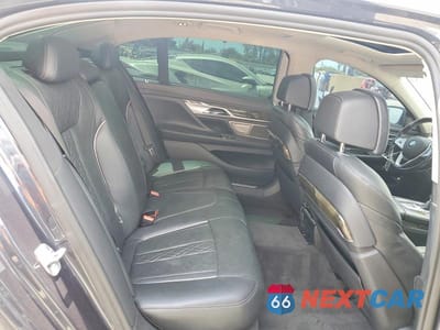 Zdjęcie 10 z 12 samochodu: 2020 BMW 740 I VIN:WBA7T2C05LGL17035 - miniatura