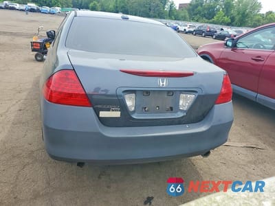 Zdjęcie 6 z 12 samochodu: 2007 HONDA ACCORD EX VIN:1HGCM66597A088527 - miniatura