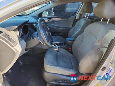 Zdjęcie 7 z 12 samochodu: 2011 HYUNDAI SONATA HYBRID VIN:KMHEC4A45BA003362 - miniatura