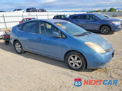 Czwarte zdjęcie samochodu z boku: 2005 TOYOTA PRIUS BASE VIN:JTDKB20U553050979 - miniatura