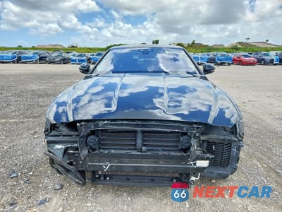 Piąte zdjęcie samochodu w środku: 2018 JAGUAR XE VIN:SAJAR4FX0JCP34726 - miniatura