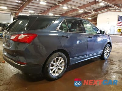 Trzecie zdjęcie samochodu z tyłu: 2018 CHEVROLET EQUINOX LT VIN:3GNAXJEV8JS645667 - miniatura