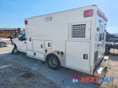 Drugie zdjęcie samochodu z przodu: 2015 CHEVROLET SILVERADO C3500 VIN:1GB3CYC84FF149302 - miniatura
