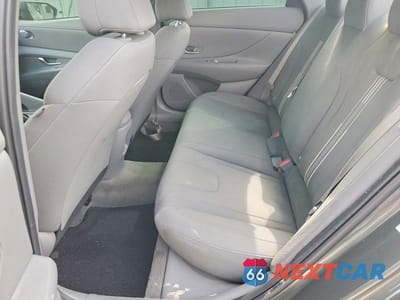 Zdjęcie 10 z 12 samochodu: 2024 HYUNDAI ELANTRA VIN:KMHLM4DG7RU717819 - miniatura