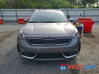 Piąte zdjęcie samochodu w środku: 2017 KIA NIRO LX VIN:KNDCB3LC5H5104688 - miniatura